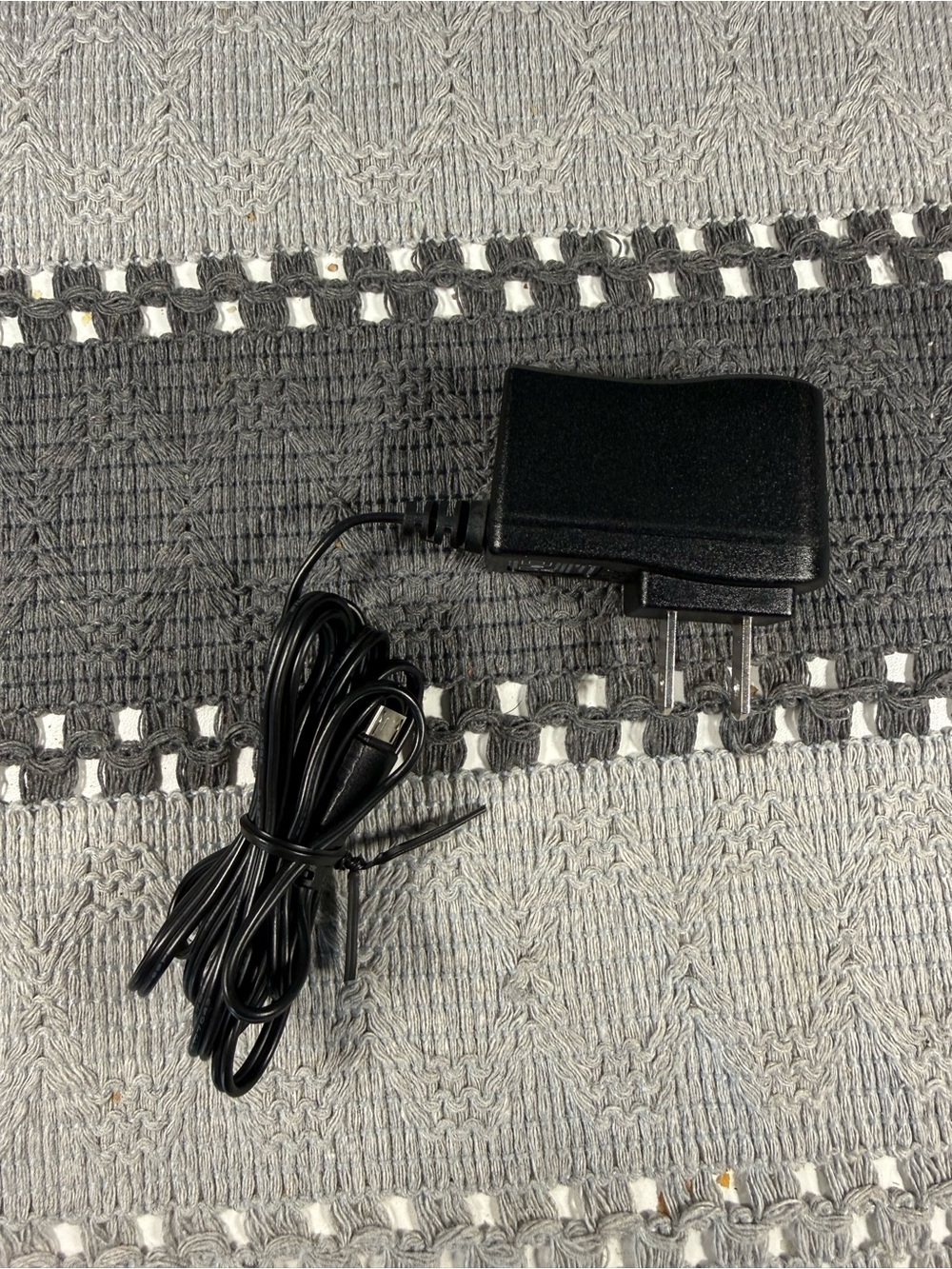 PLANTRONICS SSA-5W-05 US 050018F AC Power Adapter Charger Cord Output 5.0V 180mA